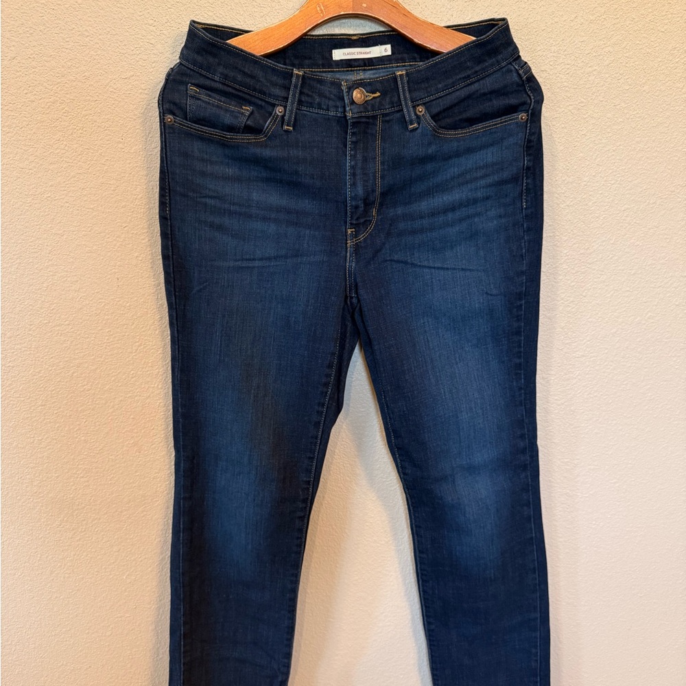 Levi's Women's Dark Indigo Skinny Jeans